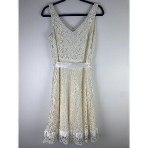 Tahari Arthur S Levine Women's White Lace Dress Size 10 Ivory Cream Knee Length